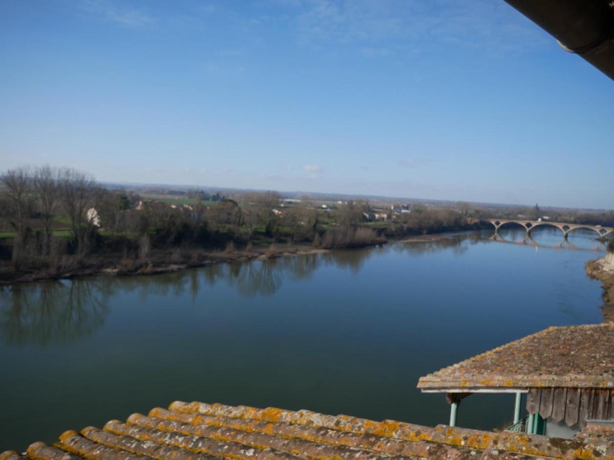Hotel Restaurant Cote Garonne Le Balcon Des Dames - Tonneins Fauillet Marmande - Vue Panoramique Bord De Garonne Chambres Climatisees Экстерьер фото